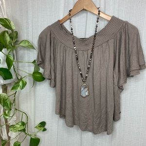 🌺O’Neill off shoulder top women’s